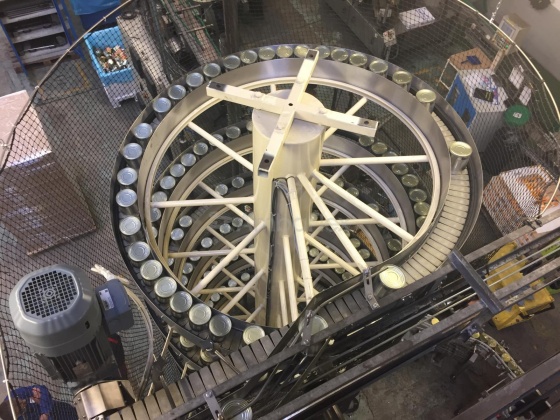 All-purpose spiral conveyor for medium to large products